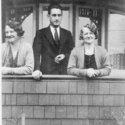 Sisters Elizabeth and May - and May's husband Charles? and maybe at 16 Stanley St Brunswick